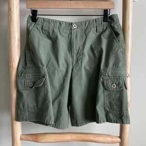 Sundance Utility Cargo Green Shorts Sz 8P